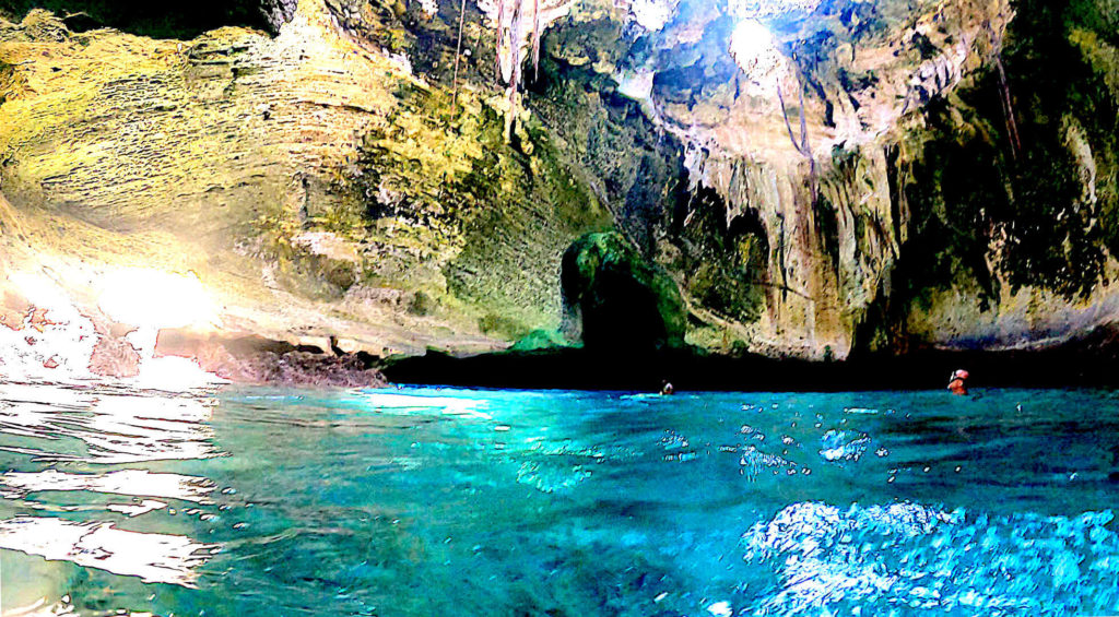 Interior view of Thunderball Grotto