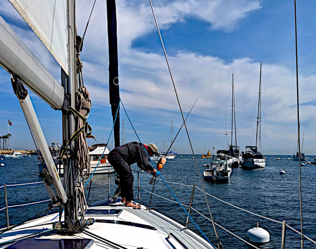 Picking up a Catalina mooring pin in Avalon